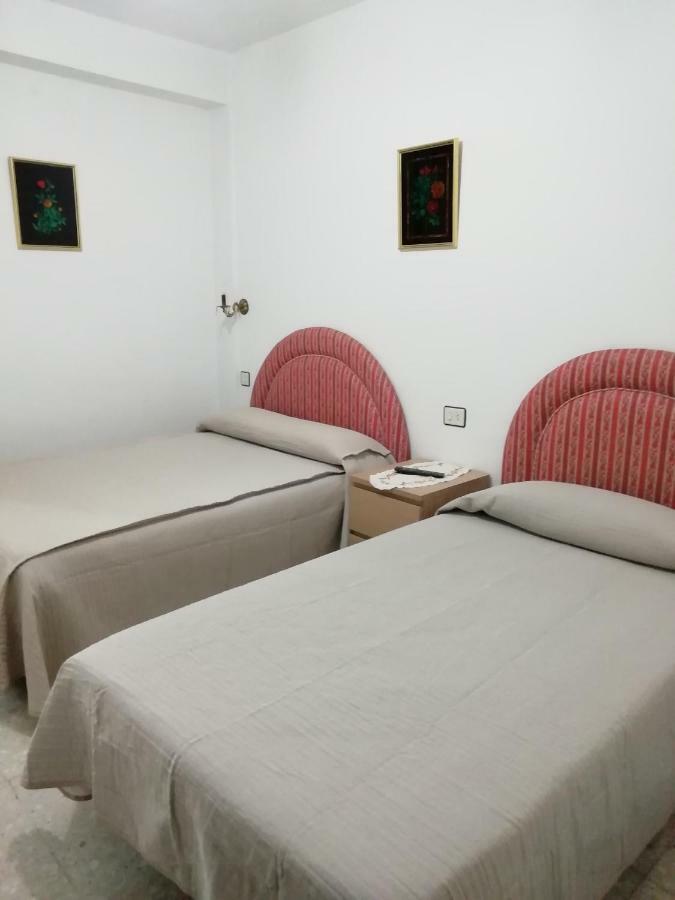 Pension Carmen ** Hotell Sanxenxo Eksteriør bilde